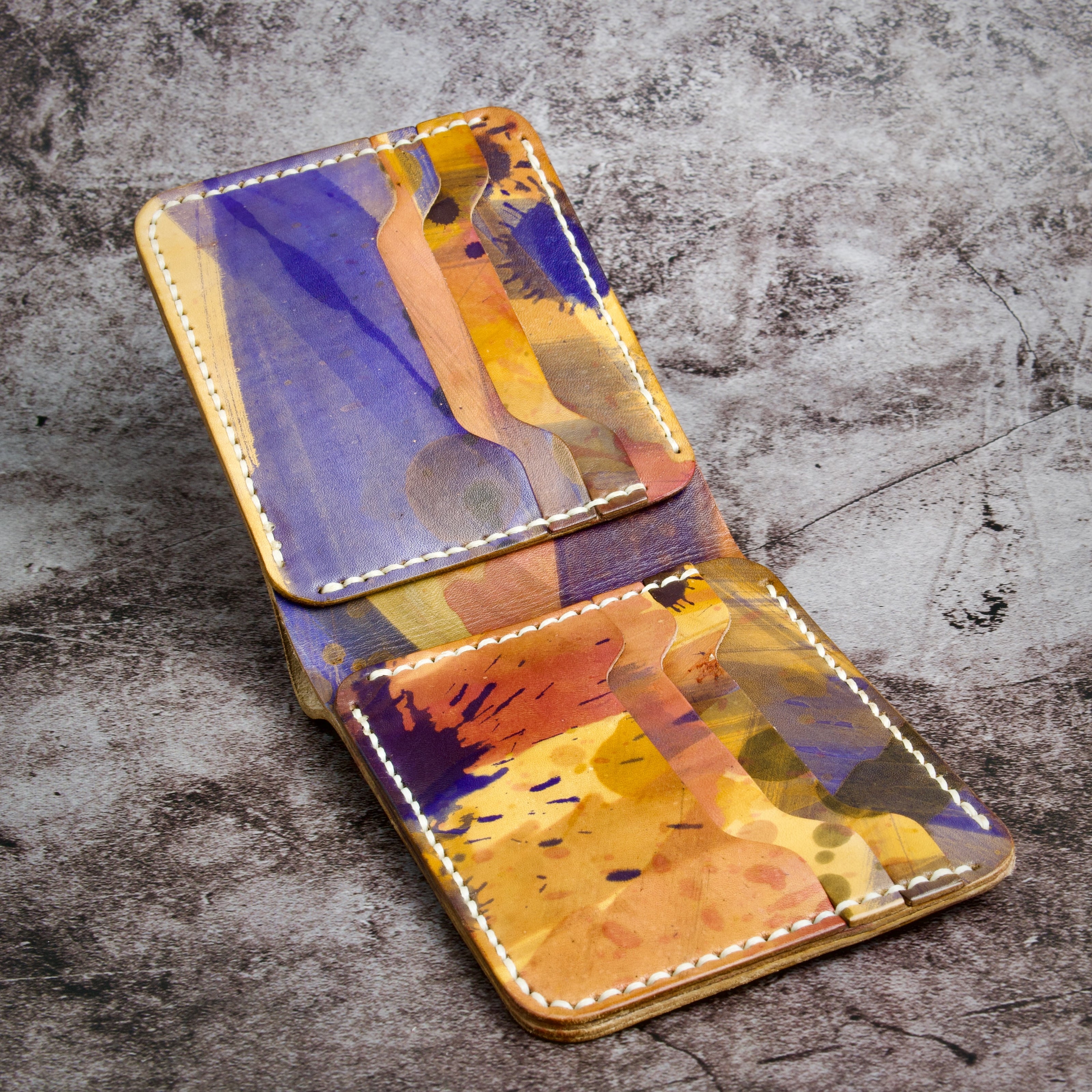 Canvas Chaos – Klassieke portemonnee met twee vouwen