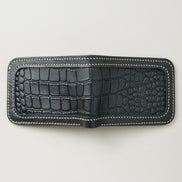 Croc-Embossed Classic Bifold Wallet | Indus Sultan