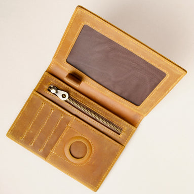 Passport Holder with AirTag Slot | Atlas Pass