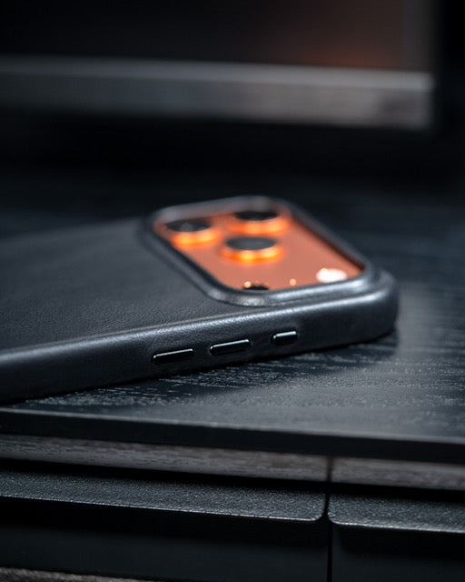 iPhone 17 Leather Case | Shell Frame